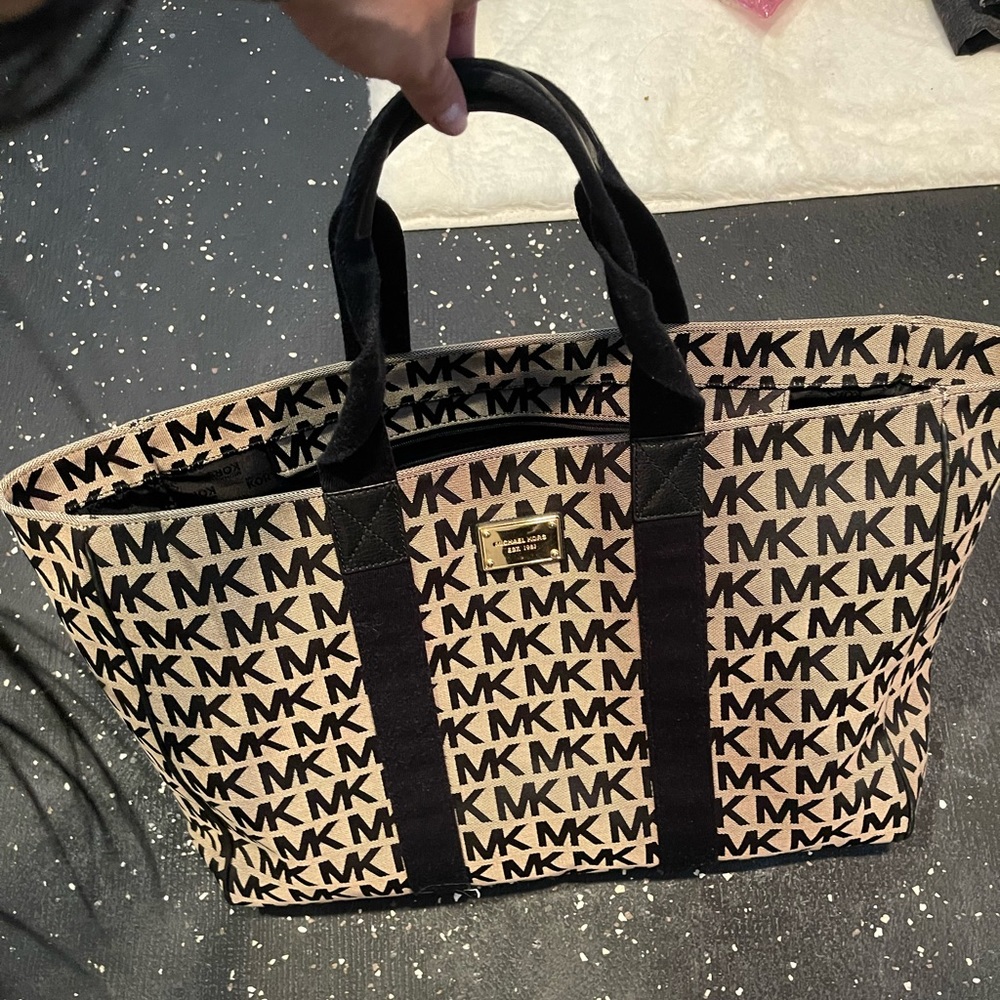 MK weekender tote